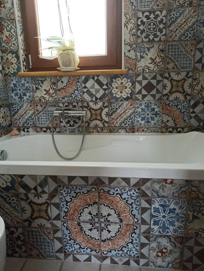 La Casa Dei Sogni Hotell Agira Exteriör bild
